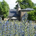 Domaine De Pradines * Lanuejols (Gard)