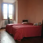 Domaine De Pradines Casa vacanze Lanuéjols