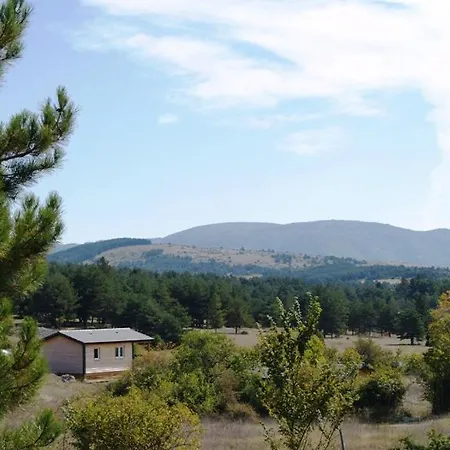 Hébergement de vacances Domaine De Pradines *