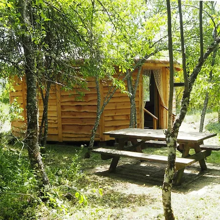 Hébergement de vacances Domaine De Pradines