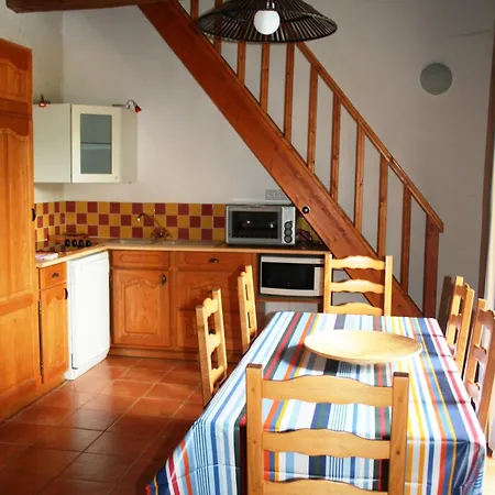 Domaine De Pradines Casa de Férias Lanuéjols